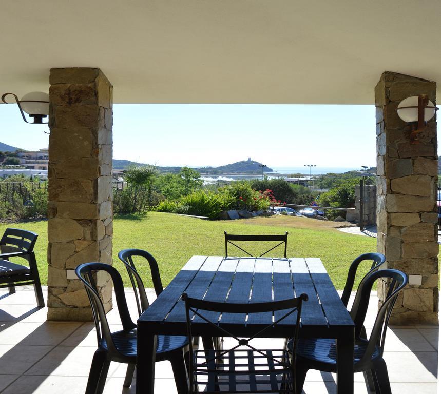 Villa Sa Tiria Chia Exterior foto